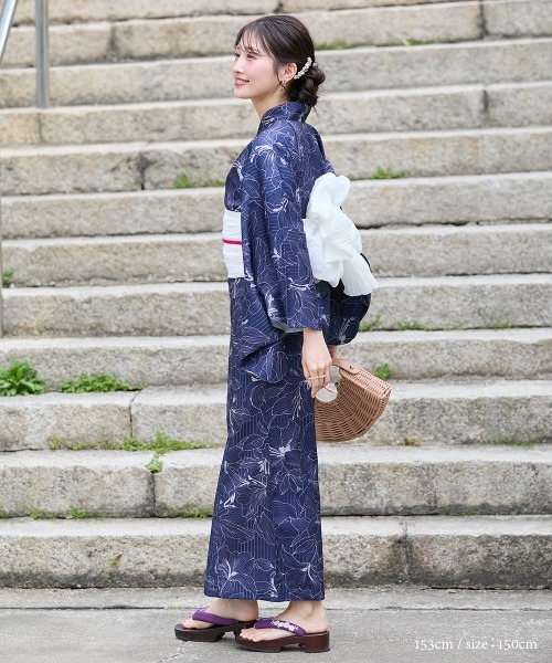 【1人で着れる！】花火柄紺色ワンピース浴衣 赤い帯付き M 1人で着れる！】花火柄紺色ワンピース浴衣 赤い帯付き M