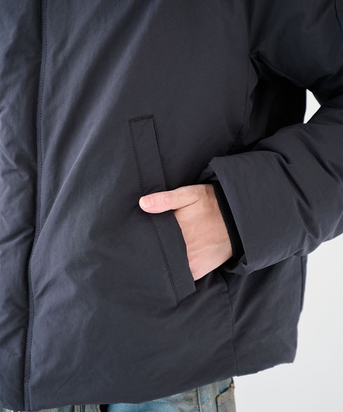 ダウンジャケット ダウン 「NVRFRGT」HOODED PUFFER JACKET メンズの画像