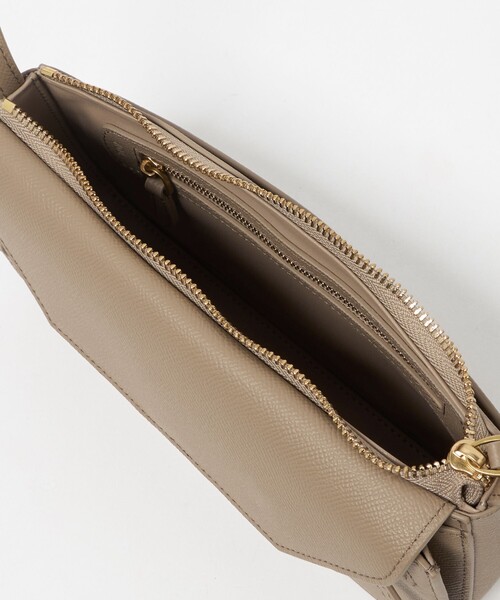 【むーみ】ほぼ未使用 TOV MIMI ショルダーバッグ トゥモロー tov（トーヴ） ショルダーバッグ バッグ 「TOV」MIMI POCHETTE