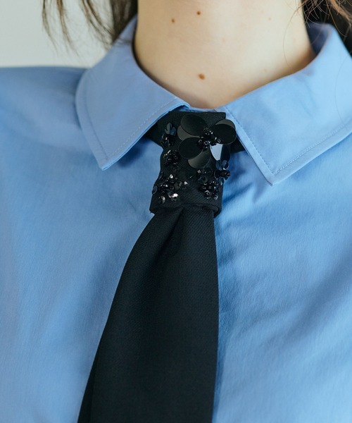ブラウス シャツ 「人気追加」ビジューネクタイ付きシャツ レディースの画像