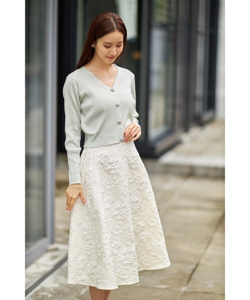 専用出品 ふぉゆ関連 tocco closet カーディガン フラワービジュー付きショート丈