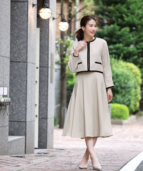 Flolia（フロリア） セットアップ バイカラーラインノーカラー