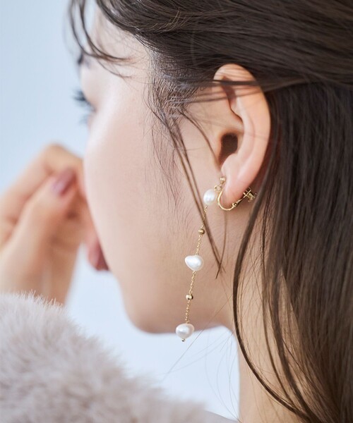 TOCCA（トッカ） イヤリング PEARL STATION EARRINGS 淡水バロック 