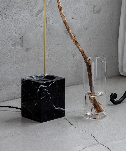送料込み！タイムレスコンフォート　スタンド照明 TIMELESS COMFORT 照明 LUMINASTONE FLOOR LAMP（ルミナストーン