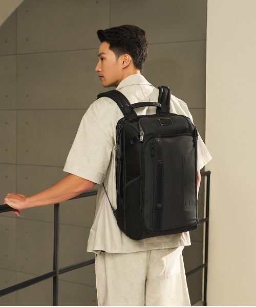 TUMI（トゥミ） デイバック リュック ALPHA BRAVO 「デトリック