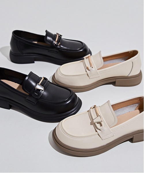 シューズ 「 NiiNa / ニーナ 」本革ビットモチーフローファーシューズ