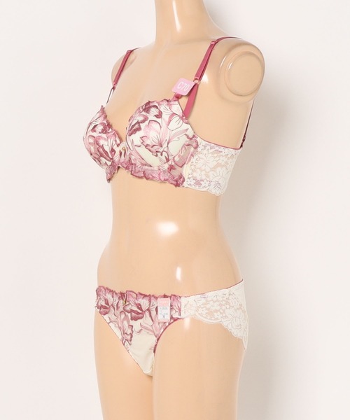 Sanei ブラジャー ショーツセット 「美谷間＆丸胸を叶える！ナチュ盛り