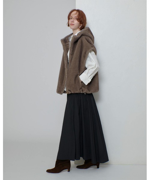 新品タグ付き【アルアバイル】フェイクミンクファーフーディーブルゾン フェイクミンクファーフーディーブルゾン | allureville (Women