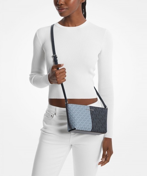 「MICHAEL KORS」 ショルダーバッグ FREE ブルー系その他 レディースの画像