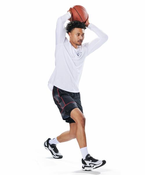 UNDER ARMOUR（アンダーアーマー） スニーカー UAスポーン7 ミッド