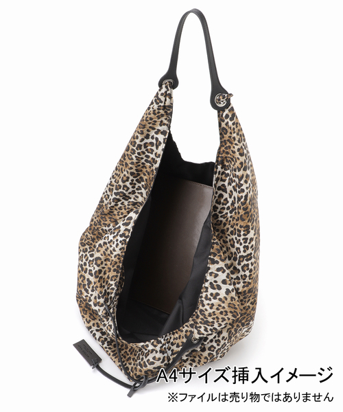 MARCO MASI ヒョウ柄ボディバッグ リーのままさん専用 MARCO MASI（マルコマージ） ショルダーバッグ レザー イタリア 3050