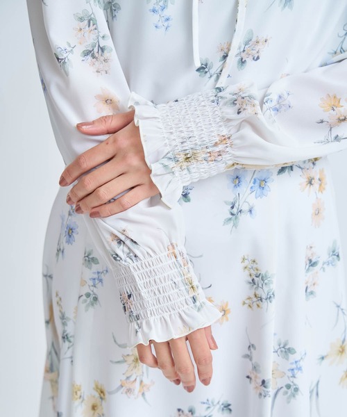 美人百花♡noela♡デイジー柄ブラウス NOELA（ノエラ） ブラウス シャツ 花柄シアーブラウス レディース