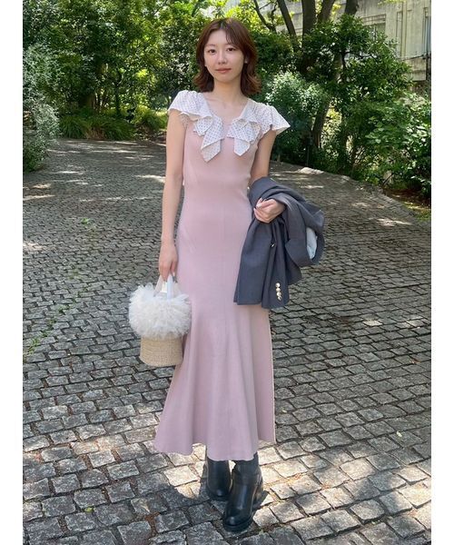 LILY BROWN（リリーブラウン） ワンピース 半袖 ラッフルフリルコンビ