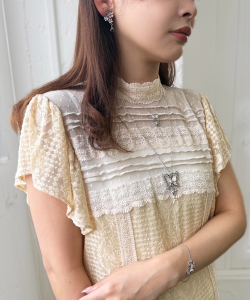 ブレスレット 蝶 小花モチーフ ブレスレット レディースの画像