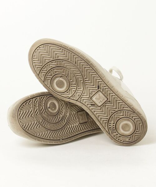 VEJA（ヴェジャ） ローカットスニーカー 25cm ベージュ レディース