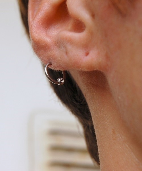 ピアス 「Kare」「片耳用」 316L サージカルステンレス ユニセックス Jeweled Ball Closure Ring ピアス レディースの画像
