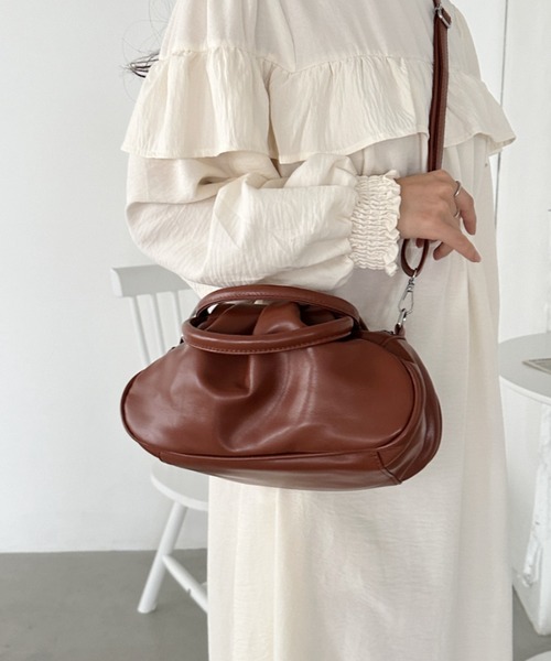 ショルダーバッグ Leather frill bag 2color 】フリルフェイクレザーショルダーバッグ（ショルダーバッグ