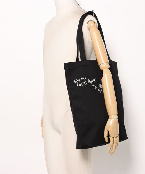 MSGM（エムエスジーエム） トートバッグ 「New」MSGM NEVER LOOK BACK