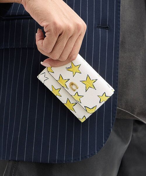 新品❤️COACH コーチ コイン ウォレット・スタープリント 折りたたみ財布 黒 Amazon | COACH コーチ コーティングキャンバス スムースレザー