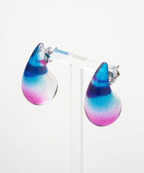 ピアス an meets zakka クリアグラデーションティアドロップアクリル