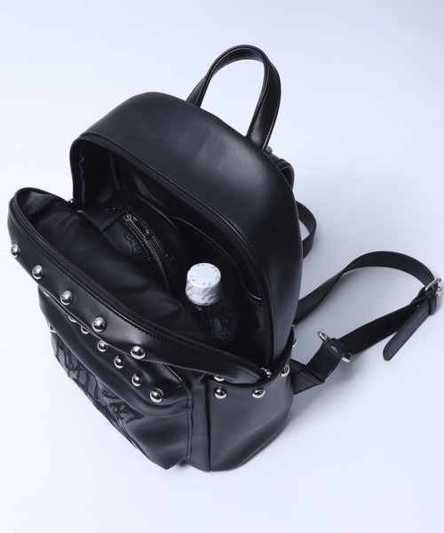 スタッズ付き黒レザーリュック Amilige デイバック リュック DARK ANGEL BEAR型押しスタッズ