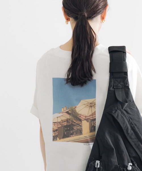 【アーバンリサーチ】グラフィックスーベニアTシャツ グラフィックスーベニアTシャツ（Tシャツ/カットソー）｜URBAN