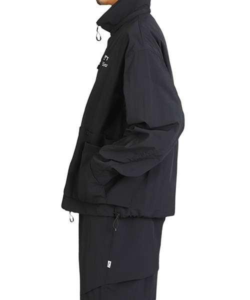 COMFY OUTDOOR GARMENT ナイロンジャケット CMF OUTDOOR GARMENT