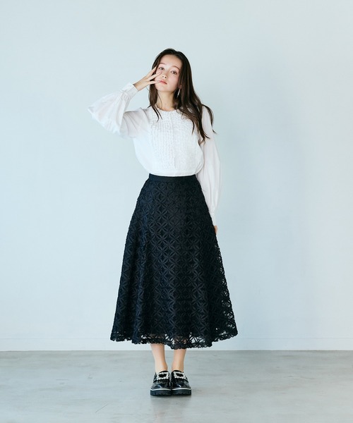 スカート フラワー立体刺繍スカートの画像
