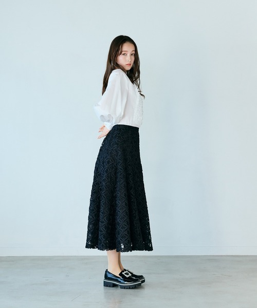 スカート フラワー立体刺繍スカートの画像