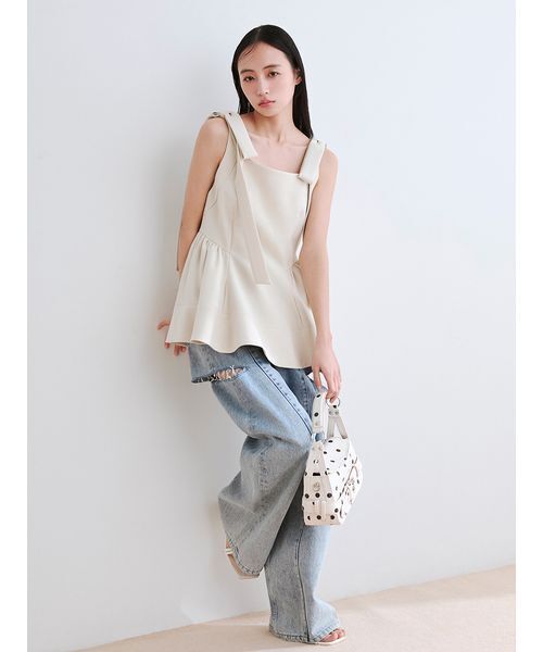 新品未使用　FRAY I.D / フレイ アイディーリボントップス FRAY I.D（フレイ・アイディー） ペプラムリボントップス 24春夏予約