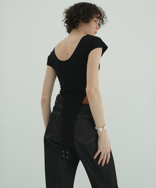 レアですCLANE ROUND NECK HIGH CUT BODYSUITS黒 CLANE（クラネ） tシャツ 半袖 ROUND NECK HIGH CUT BODYSUITS
