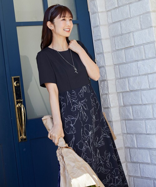 「Tiaclasse」 半袖ワンピース 7号 ブラック系その他 レディース_画像6