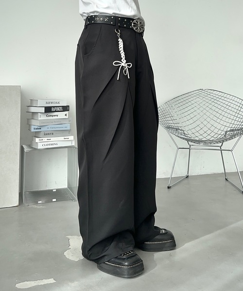 MandO（エムオー） ワイドパンツ スラックス チェーン付クロス切替