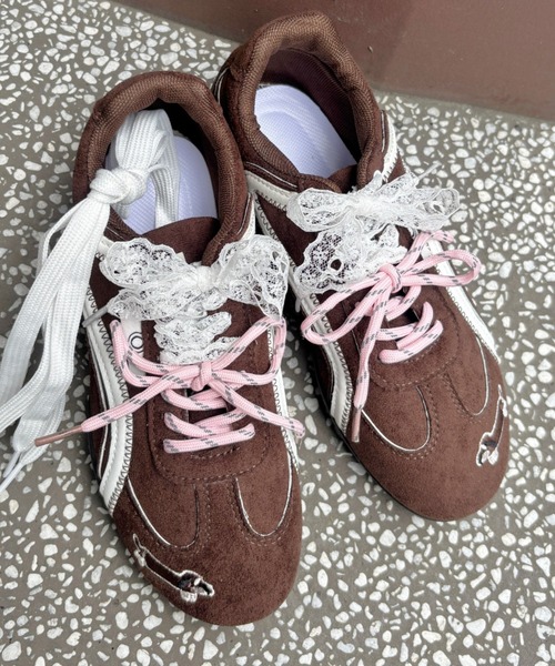 LACーVERT スニーカー ヴィンテージ風刺繍ロースニーカー レディース