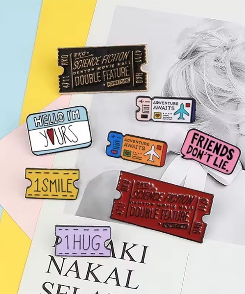TONE SELECT GOODS バッジ 「urge select」カジュアルデザイン