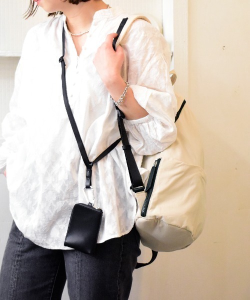 LAZY SUSAN（レイジースーザン） デイバック リュック リュック