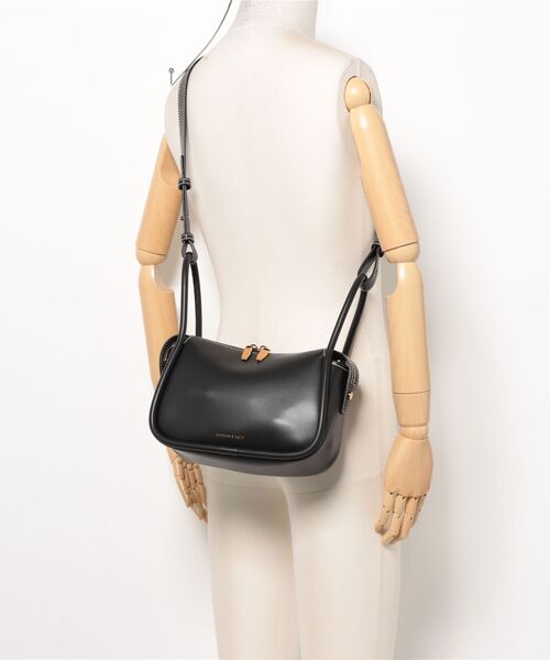 CHARLES & KEITH◆Lyla ライラ ショルダーバッグ◆送料込 Lyla ライラ ショルダーバッグ - Black | CHARLES & KEITH
