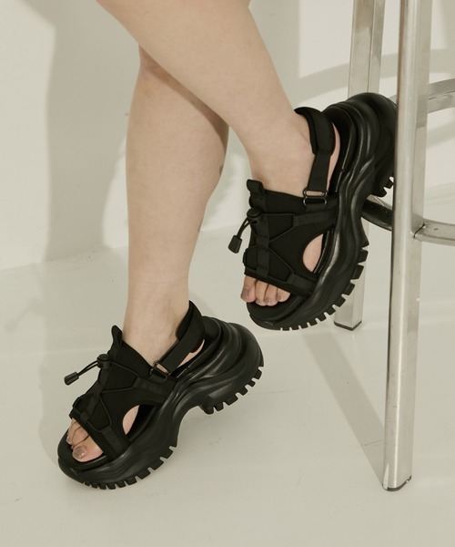 STUDIOUS ブラック 厚底サンダル STUDIOUS サンダル 「STUDIOUS/ステュディオス」「走れる8cm