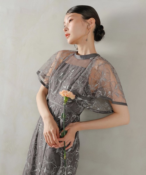 kana オリーブグリーン バックオープン ロングドレス フレアスリーブ 花柄 kana オリーブグリーン バックオープン ロングドレス フレア
