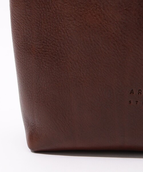ショルダーバッグ バッグ ARRHE STUDIO レザーショルダーバッグ レディースの画像