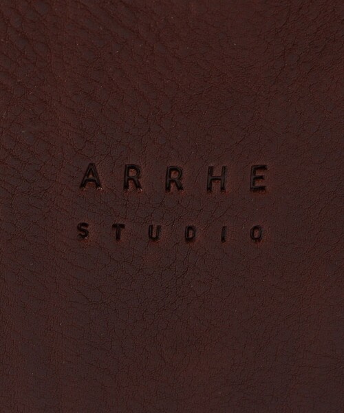 ショルダーバッグ バッグ ARRHE STUDIO レザーショルダーバッグ レディースの画像