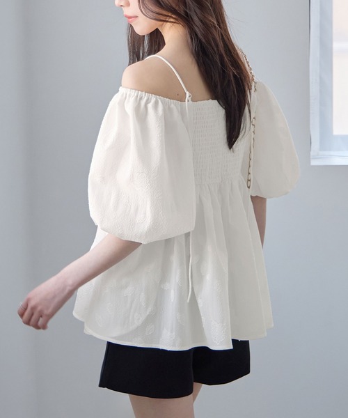 ブラウス シャツ 夏 半袖 2wayオフショル花柄ペプラムトップス