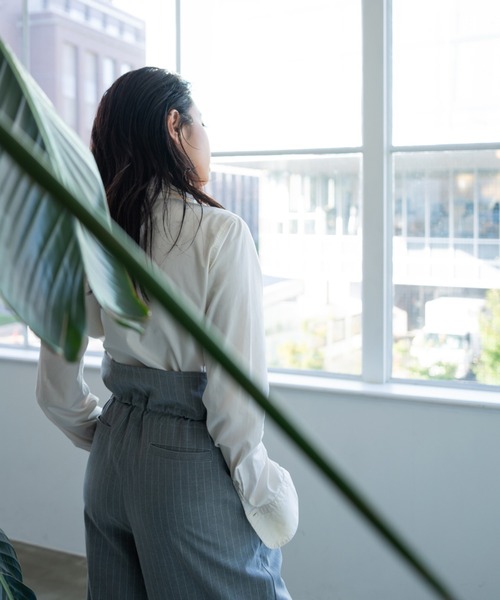 「JUEMI」 スラックス MEDIUM ライトグレー レディース_画像2