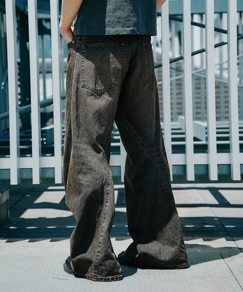 NVRFRGT（ネヴァーフォーゲット） ジーンズ 3D TWISTED WIDE LEG JEANS