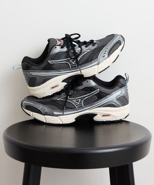 マノス U by SPICK&SPAN（ユーバイスピックアンドスパン） スニーカー MIZUNO