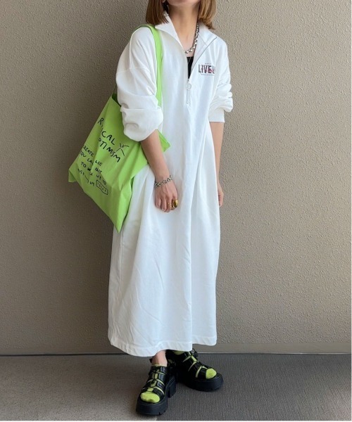 ワンピース 「XSサイズあり」ハーフジップロゴスウェット