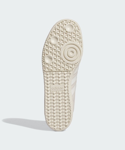 adidas スニーカー ファレル・ウィリアムス Humanrace サンバ