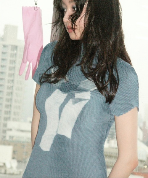 tシャツ pleated print tops / プリーツプリントトップス レディースの画像