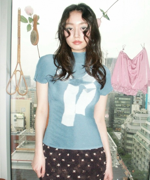 musubore（ムスボレ） tシャツ pleated print tops / プリーツプリント