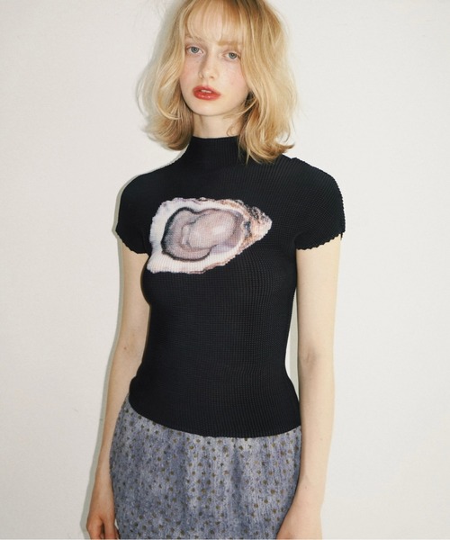 ムスボレ　musubore プリーツプリントトップス　牡蠣　ブラック musubore（ムスボレ） tシャツ pleated print tops / プリーツプリント